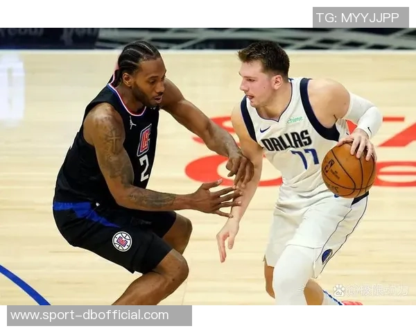 老詹场均18分仍领5260万薪水阻碍球队薪资灵活性角色球员承受压力 老詹场均18分仍领5260万薪水阻碍球队薪资灵活性角色球员承受压力