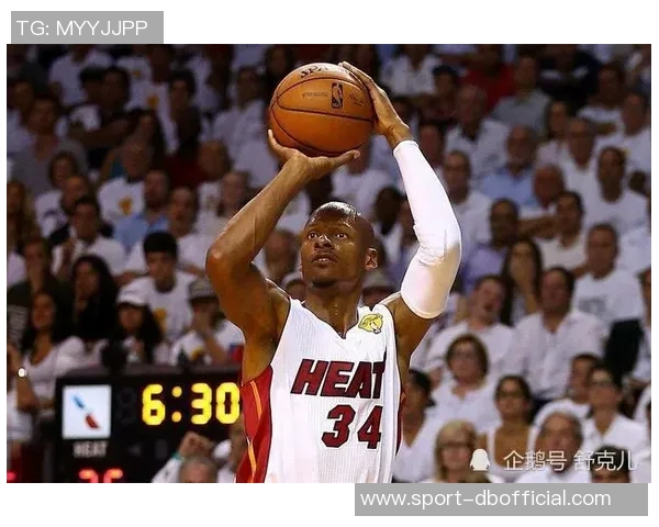 杜兰特超越德克的历史时刻与斯玛特投篮艺术的深远影响